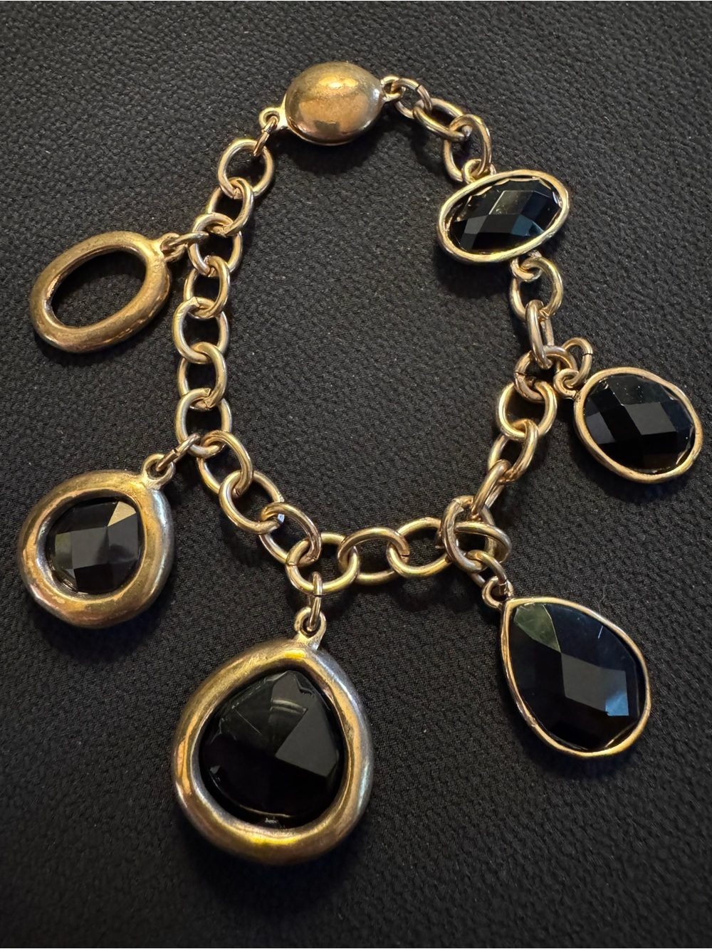 Chico’s Black Faceted Charm Bracelet Antiqued Brass Tone - 7.5”